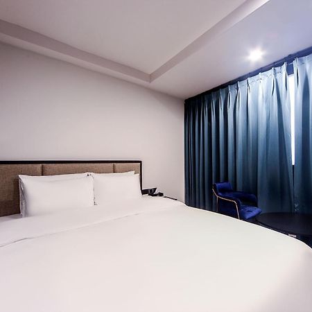 온나 호텔 대연동 부산 Daeyeon Onna Hotel Daeyeon Pusan Exteriér fotografie
